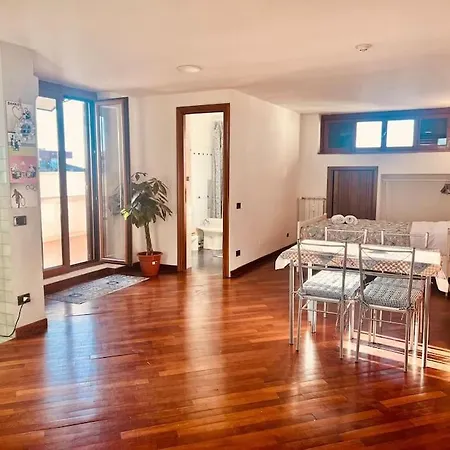 Apartment L'attico Di Betta Per4 *