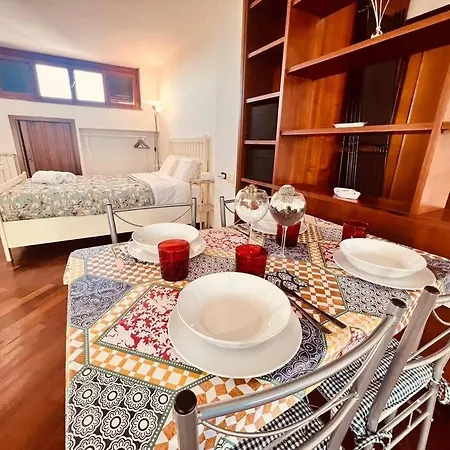 Apartment L'attico Di Betta Per4 *