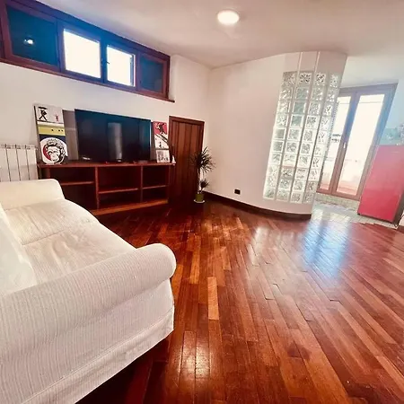L'attico Di Betta Per4 *